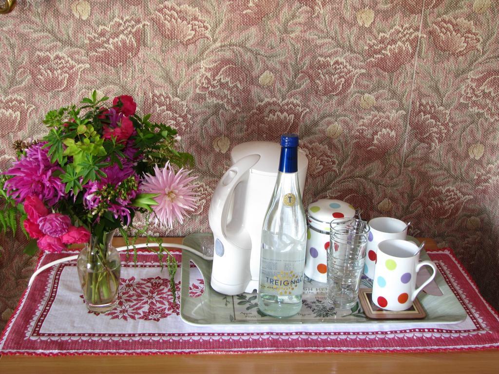 مبيت وإفطار Treignac Chambre D'Hotes Des Monedieres المظهر الخارجي الصورة